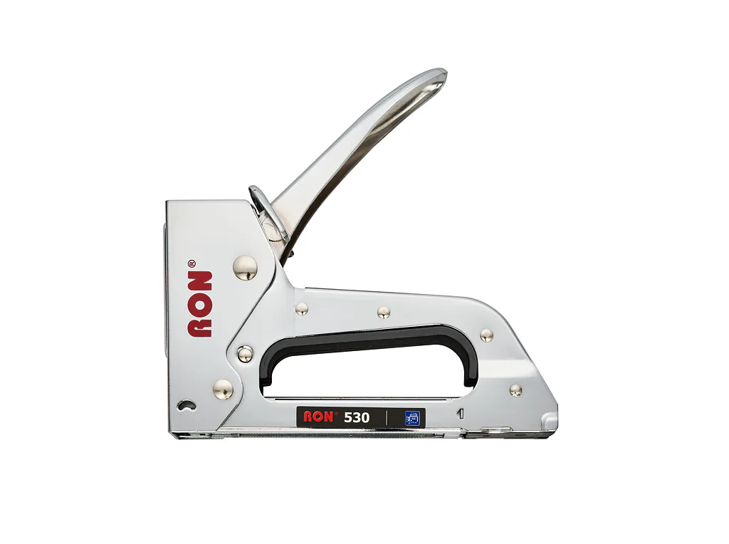 Ruční sponkovačka Narex 530